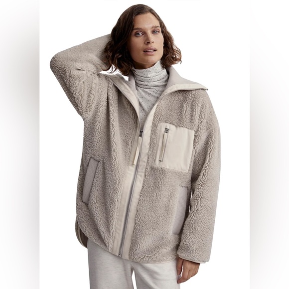 Varley Jackets & Blazers - NWT Varley Myla Zip Through Jacket Sz Small $198 MSRP
